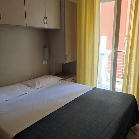 Hotel Sissi Rivazzurra Di Rimini Exterior photo